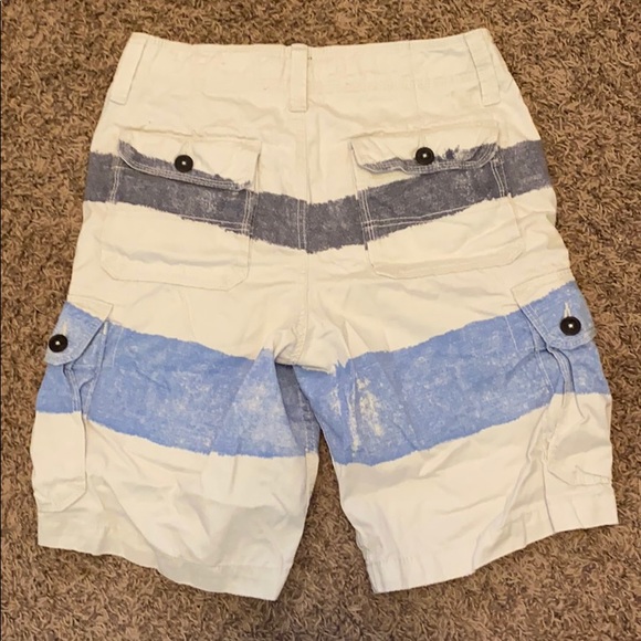 White, Blue, and Gray American Eagle Cargo Shorts! - Picture 2 of 4